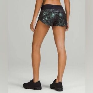 Lululemon speed up short - low rise - 2.5”